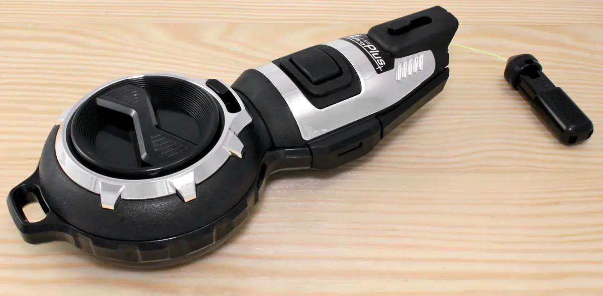 Pro Plus Fluessigtinte-Schlagschnurgehaeuse Schwarz Schnureinzug automatisch duenne Schnur SHINWA
