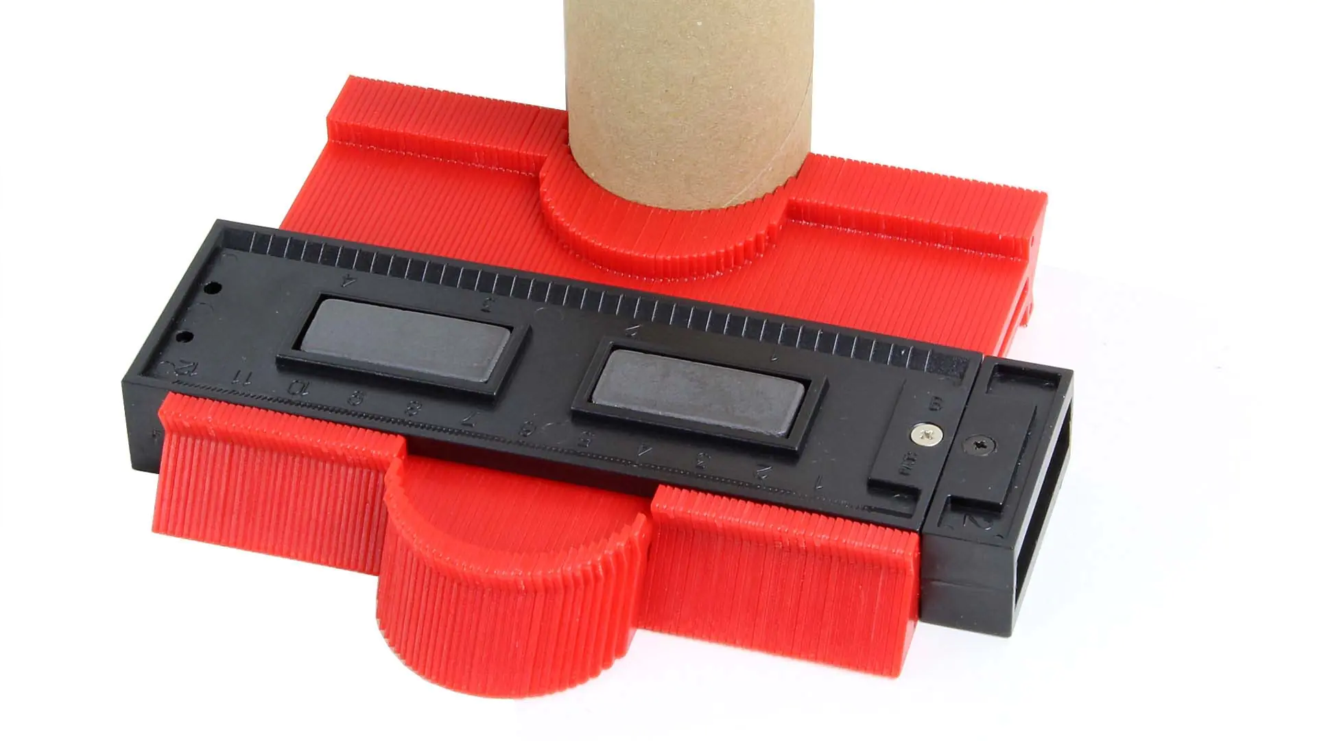 Kleine Konturschablone aus Kunststoff Kleine Konturschablone aus Kunststoff