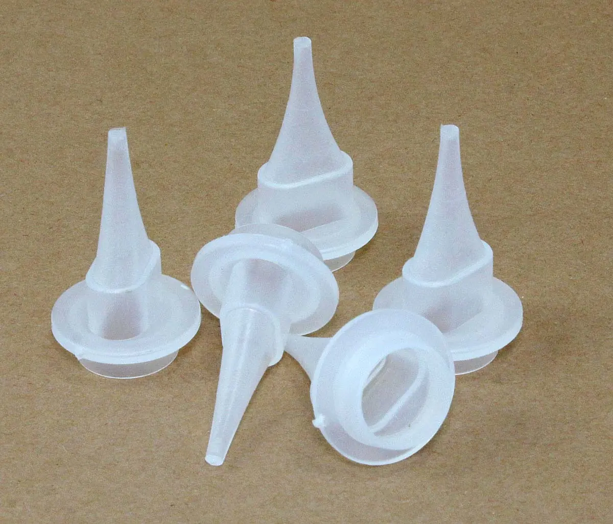5er Set feine Ersatzspitzen für GluBot 16oz Leimspender