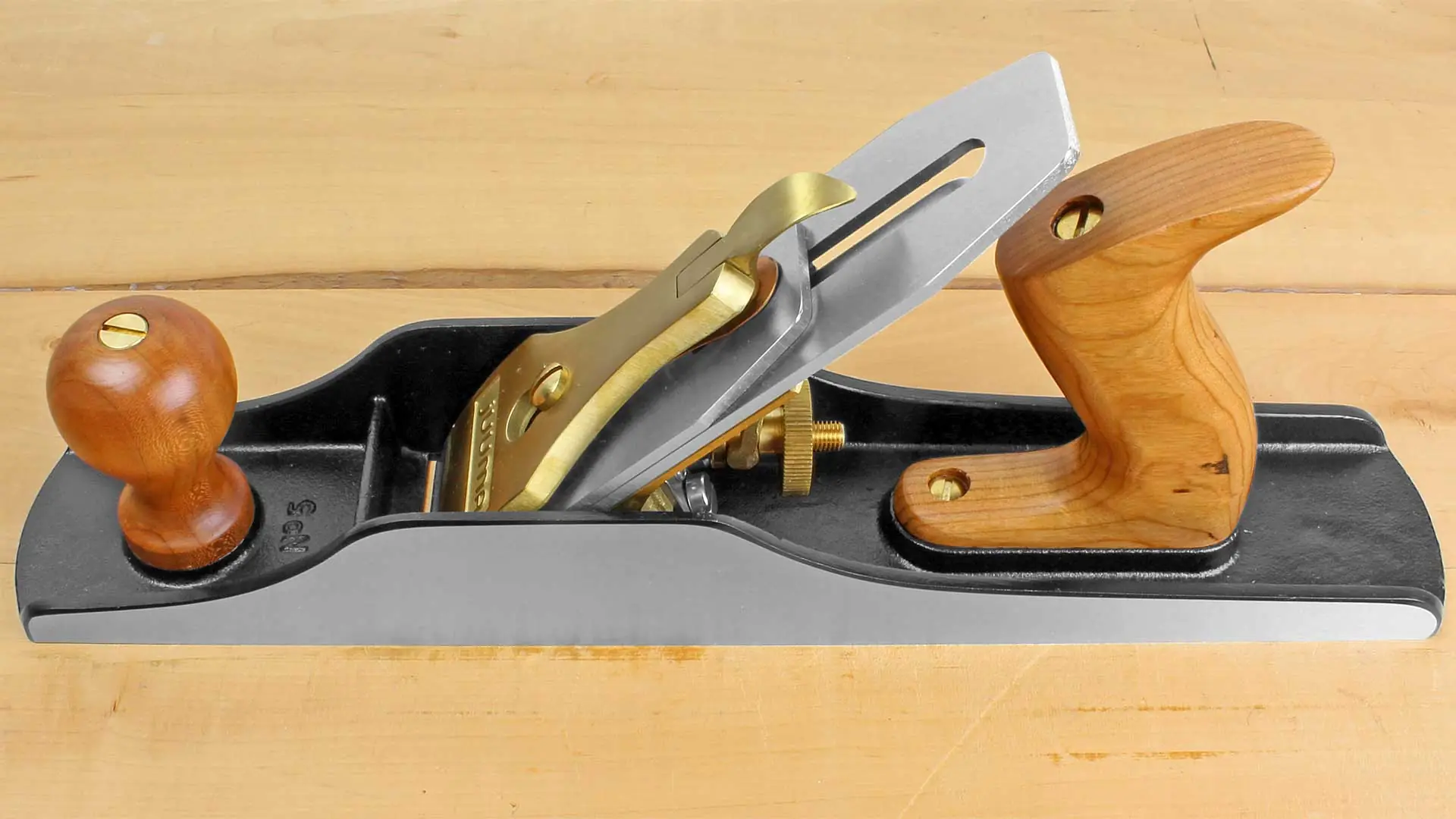 JUUMA Bankhobel No. 5 JUUMA Bankhobel No. 5