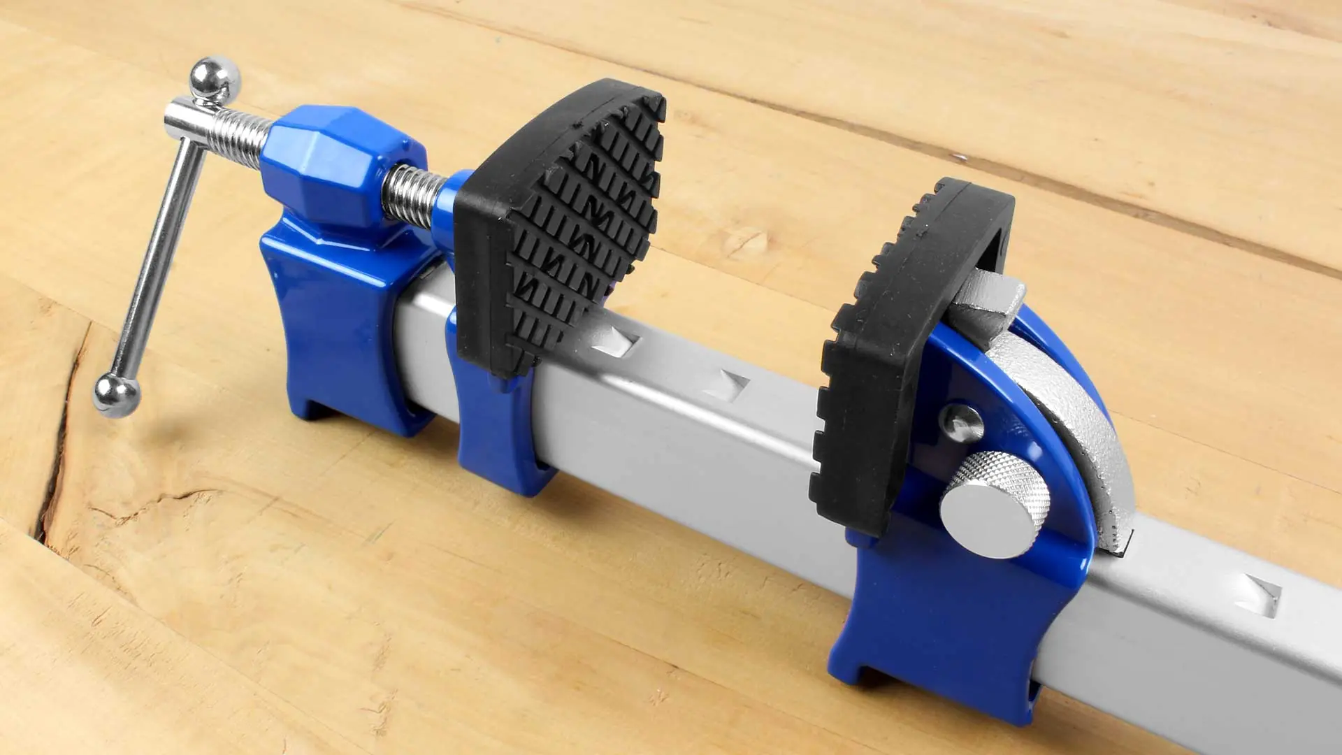 Tueren- und Plattenspanner Spannweite 600 mm JUUMA Tueren- und Plattenspanner Spannweite 600 mm JUUMA