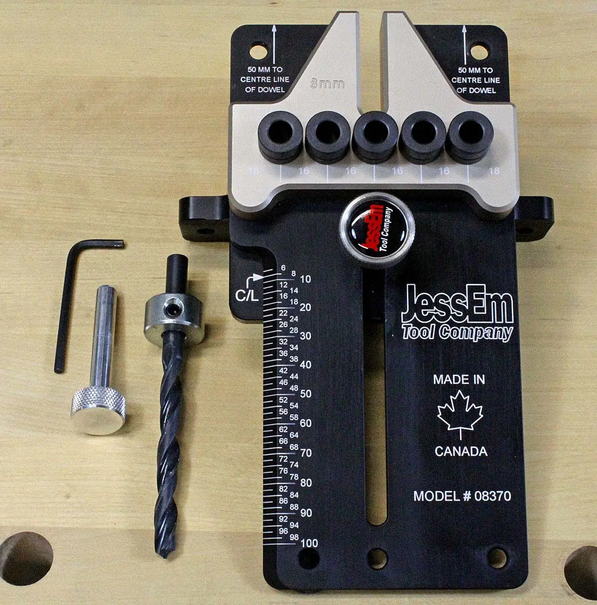 JESSEM Dübelschablone mit Dübeleinsatz für 8 mm Dübel JESSEM Dübelschablone mit Dübeleinsatz für 8 mm Dübel