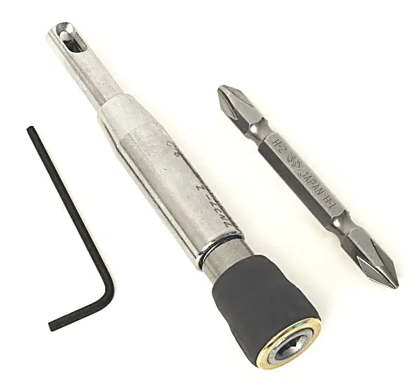 Selbstzentrierender Scharnierbohrer STAR-M Selbstzentrierender Scharnierbohrer STAR-M