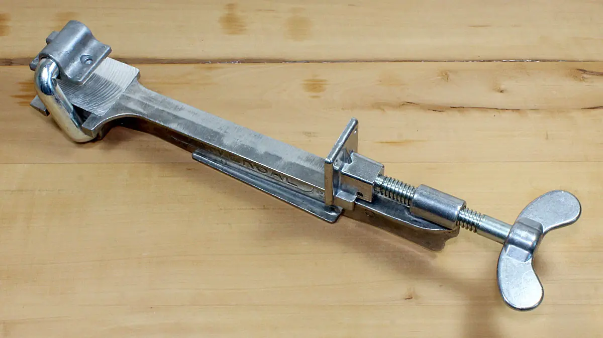 DUBUQUE Rahmenzwinge