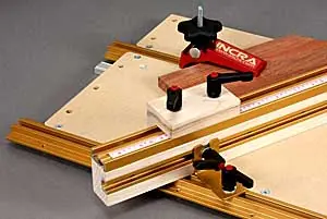 INCRA Build-It 4er Set Klemmhebel mit Schrauben und Unterlegscheiben INCRA Build-It 4er Set Klemmhebel mit Schrauben und Unterlegscheiben