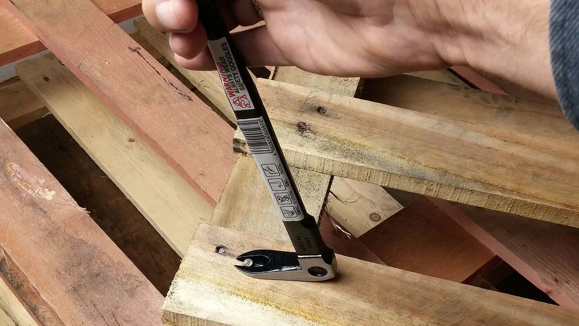 Nagelzieher mit Nagelversenker (Kugishime) 220 mm  DOGYU Nagelzieher mit Nagelversenker (Kugishime) 220 mm  DOGYU