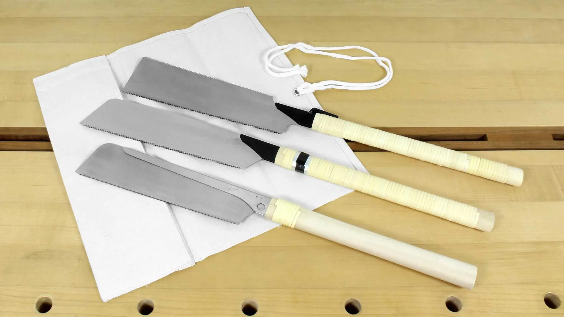 Sägenset Standard, bestehend aus 3 Japanischen Sägen mit einer Segeltuchtasche Sägenset Standard, bestehend aus 3 Japanischen Sägen mit einer Segeltuchtasche