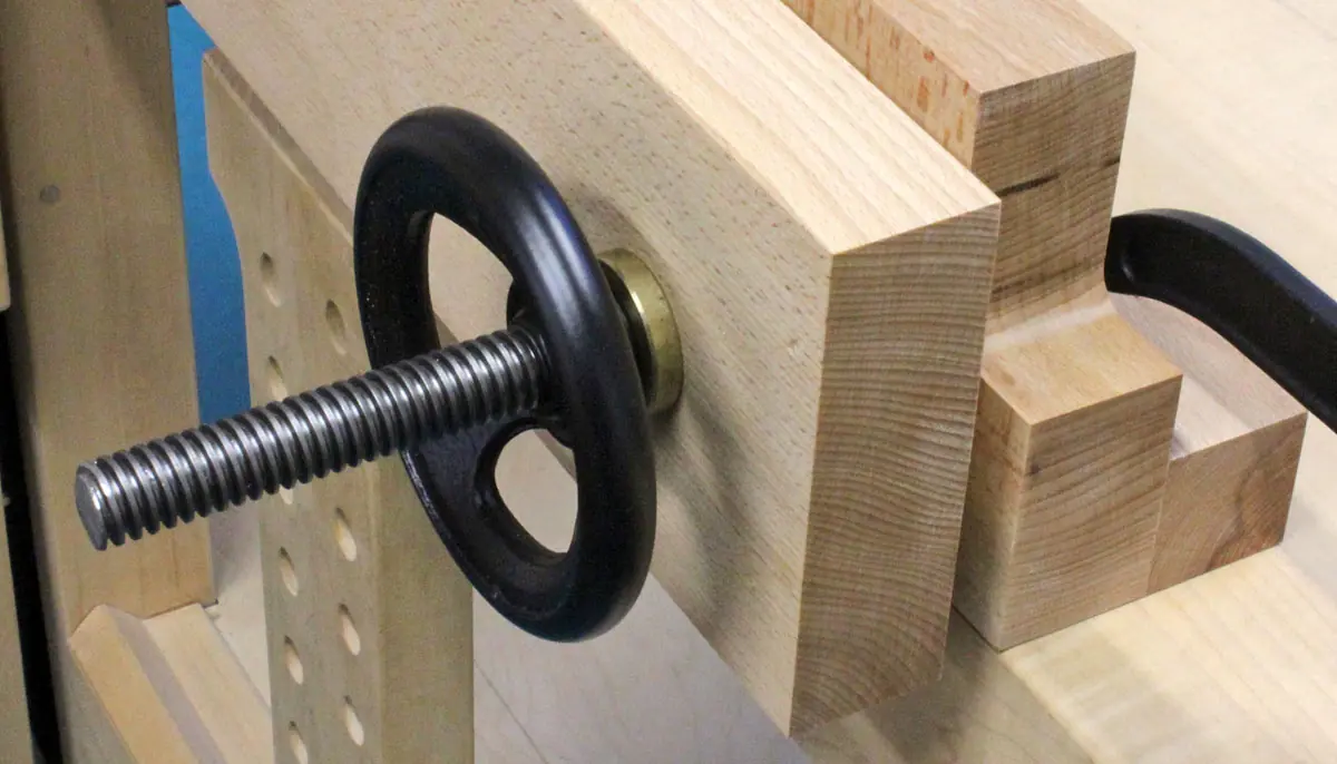 Moxon Aufsatzzange komplett mit 2 Spindeln und Holzbacken YORK Moxon Aufsatzzange komplett mit 2 Spindeln und Holzbacken YORK