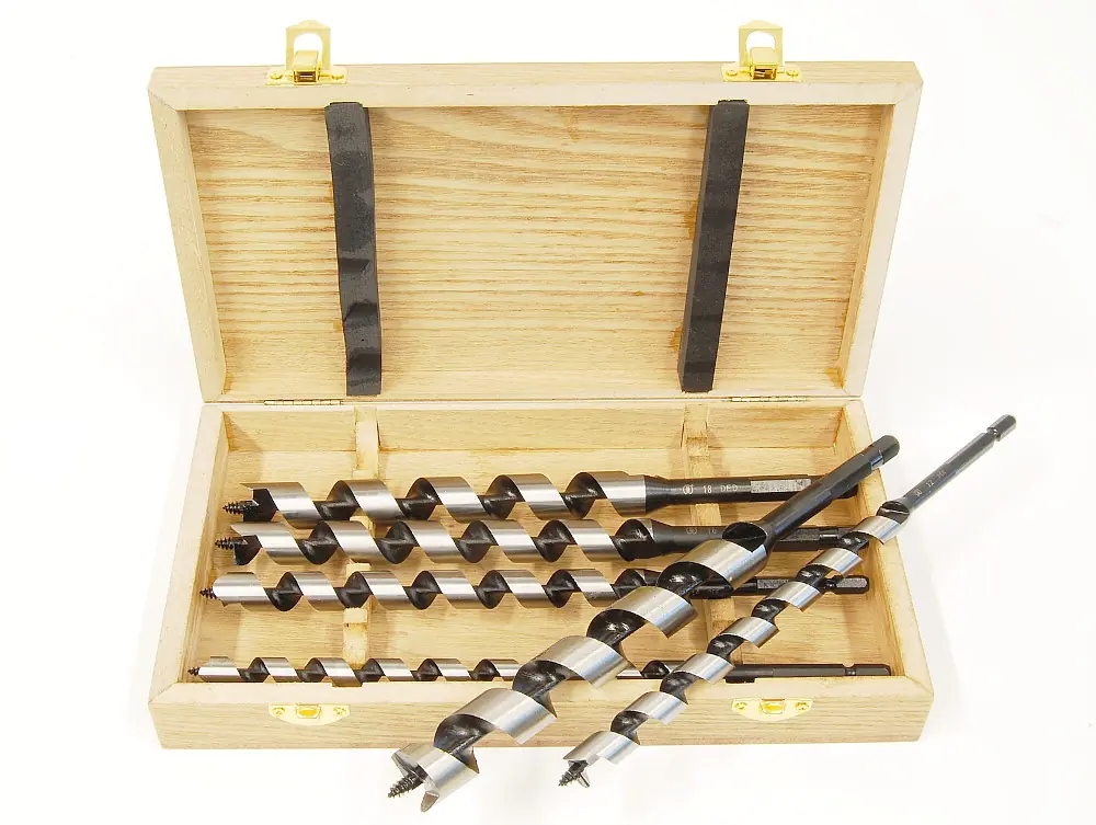 Satz Schlangenbohrer 10, 12, 14, 16, 18, 20 mm - Gesamtlänge der Bohrer 235 mm Satz Schlangenbohrer 10, 12, 14, 16, 18, 20 mm - Gesamtlänge der Bohrer 235 mm