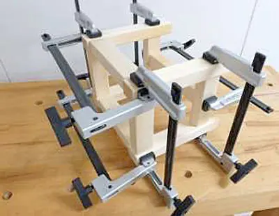 OTORO Schraubzwinge Spannweite 200 mm Ausladung 95 mm OTORO Schraubzwinge Spannweite 200 mm Ausladung 95 mm
