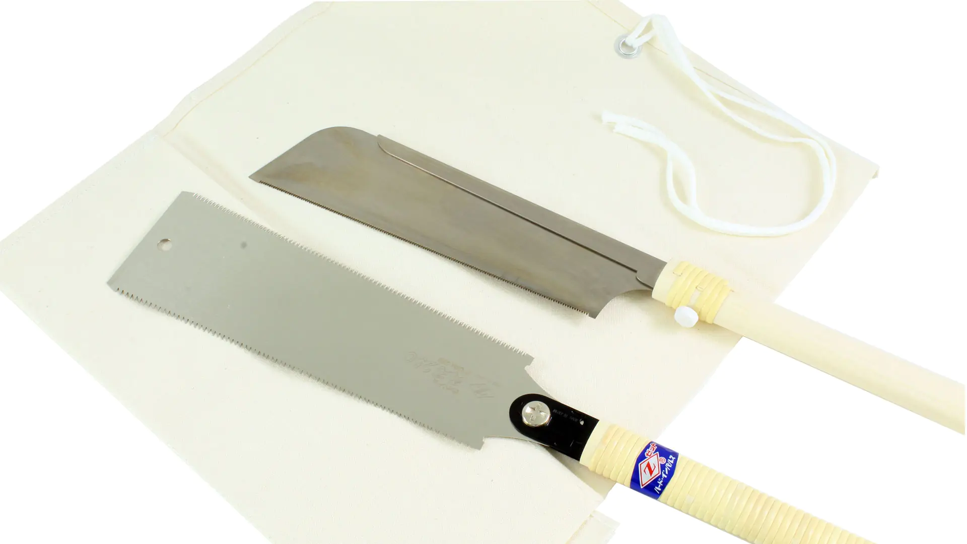 Sägenset, bestehend aus 2 Japanischen Sägen mit einer Segeltuchtasche