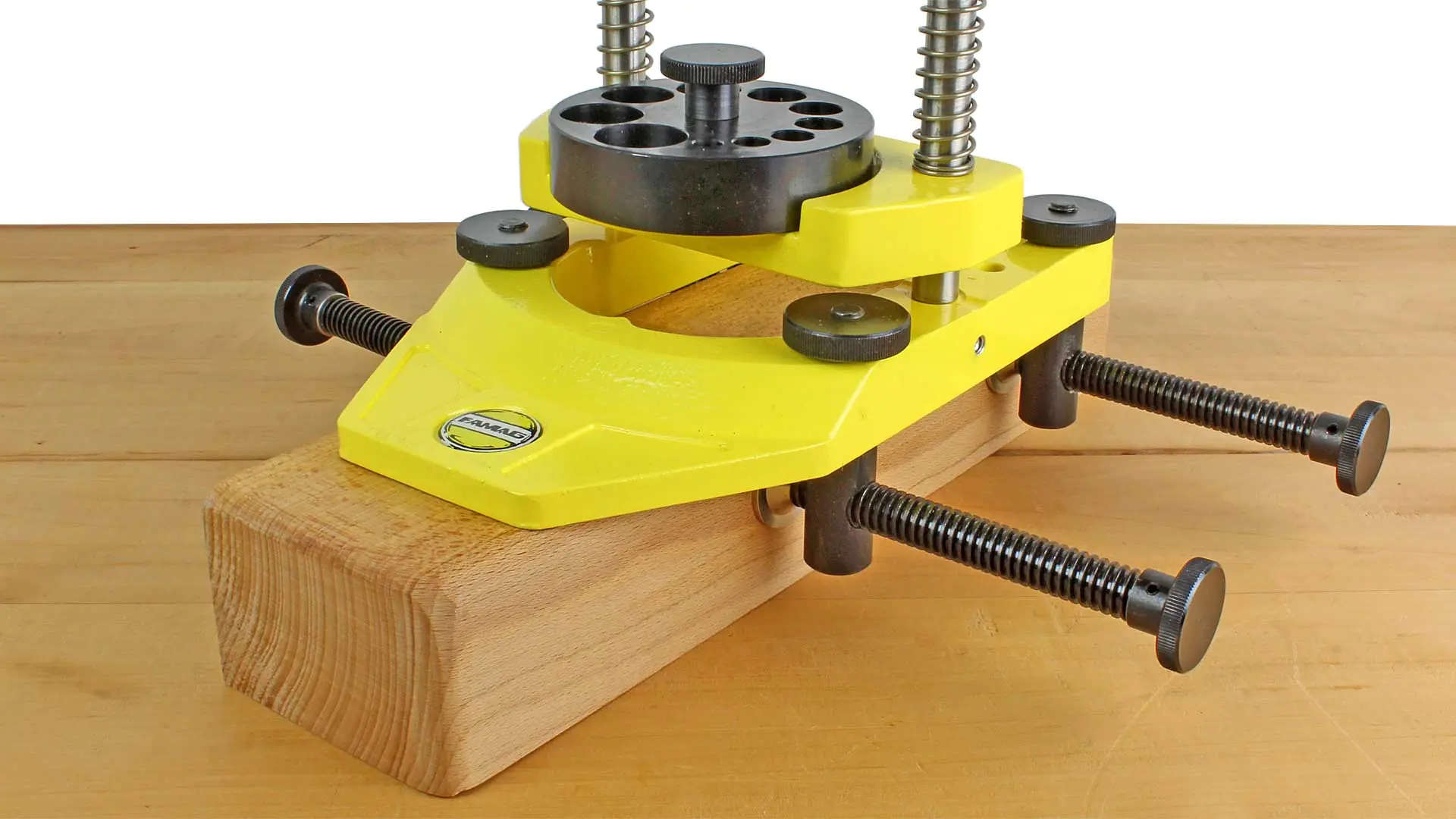 Bohrstaender schwenkbar fuer Bohrtiefe bis 160 mm mit Feder, Spannvorrichtung und Bohrbuchsenteller FAMAG Bohrstaender schwenkbar fuer Bohrtiefe bis 160 mm mit Feder, Spannvorrichtung und Bohrbuchsenteller FAMAG
